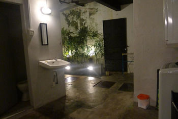 Jalan Jalan Guest House Malacca ภายนอก รูปภาพ